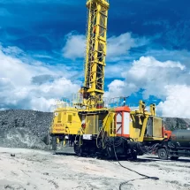 Работают СБШ, гудят моторы