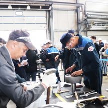 Конкурс профматерства слесарей-ремонтников на самом большом заводе холдинга